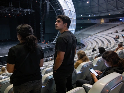 Carín León Cancels Sphere Las Vegas Show After Plane Failures Vegas Report