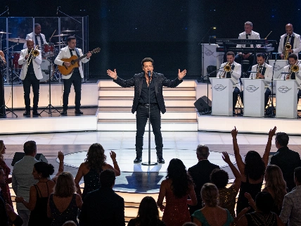 Marc Anthony extends Fontainebleau Las Vegas residency through 2027 Vegas Report