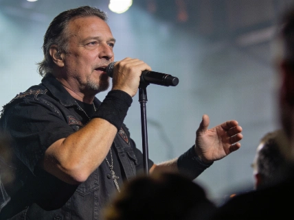 Hetfield Draws a Line Around Metallica’s Sphere Shows Vegas Report