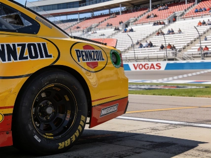 Pennzoil 400 secures Las Vegas Motor Speedway through 2027 Vegas Report