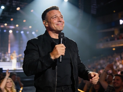 Donnie Wahlberg thanks Blockheads during New Kids on the Block Las Vegas run Vegas Report