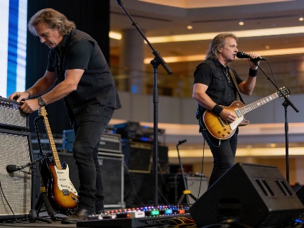 Triumph Adds Las Vegas Date to 50th Anniversary Tour at Fontainebleau Vegas Report