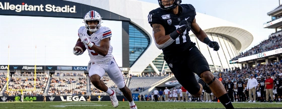 UNLV Falls to Memphis in Season Opener at Allegiant Stadium Vegas Report © vegas-report.com