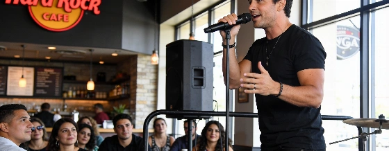 Howie D launches Spanish-language project at Hard Rock Cafe Las Vegas Vegas Report © vegas-report.com