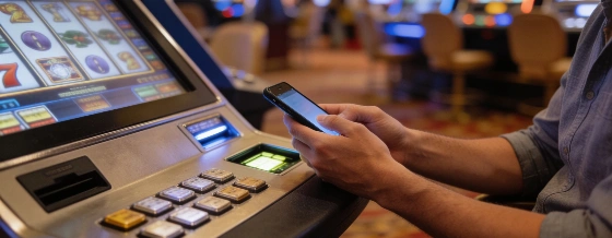 Las Vegas Casinos Expand Cashless Gaming With Smartphone Payments Vegas Report © vegas-report.com