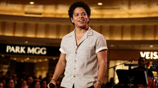 Bruno Mars Addresses and Dismisses Casino Debt Rumors at Park MGM Residency Vegas Report